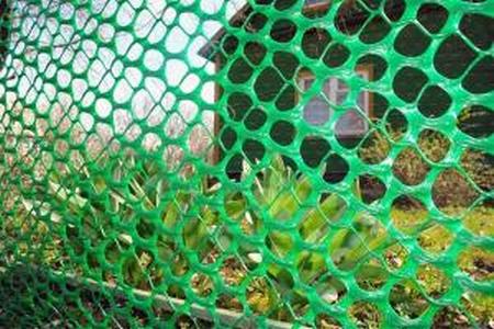 ФОТОГРАФИЯ Забор садовый пластиковый 1,9*10М зеленый